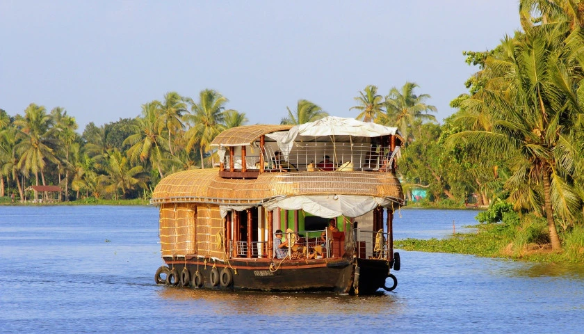 kerala-backwaters-and-wildlife-tour